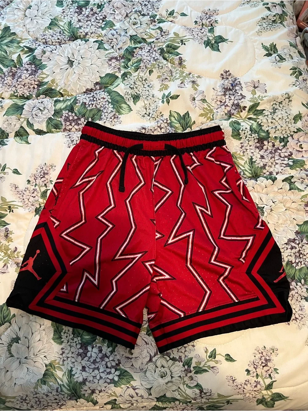 Jordan Dri-FIT Air Diamond Shorts Red Black Print Youth Large Basketball